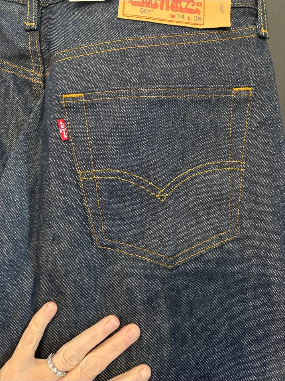 Levis classic straight